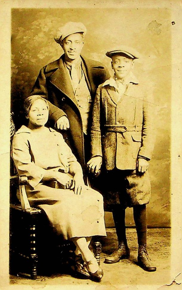 Aunt Carrie, Rollie, and Ike